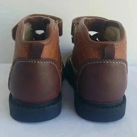 Carter's Boss Boots 7M - Picture 5 of 10